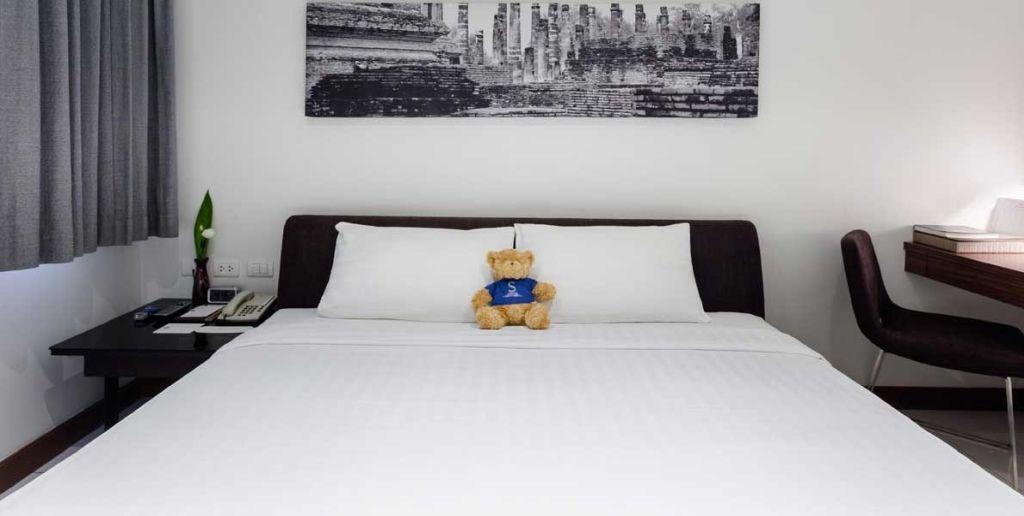 S33 Compact Sukhumvit Hotel Bangkok Buitenkant foto